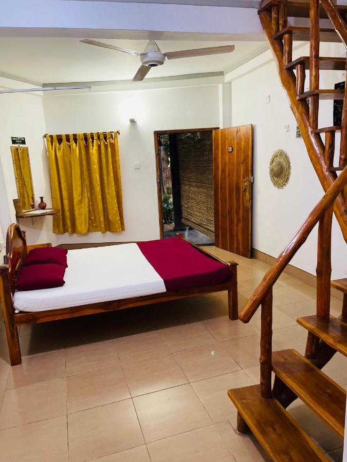 New Roy Guest House Kalkudah  Dış mekan fotoğraf