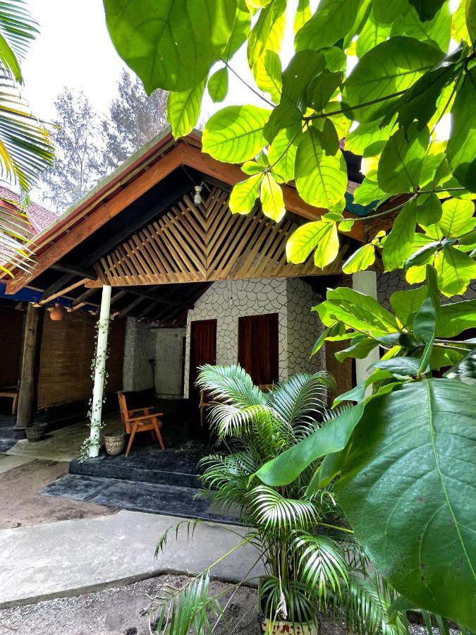 New Roy Guest House Kalkudah  Dış mekan fotoğraf