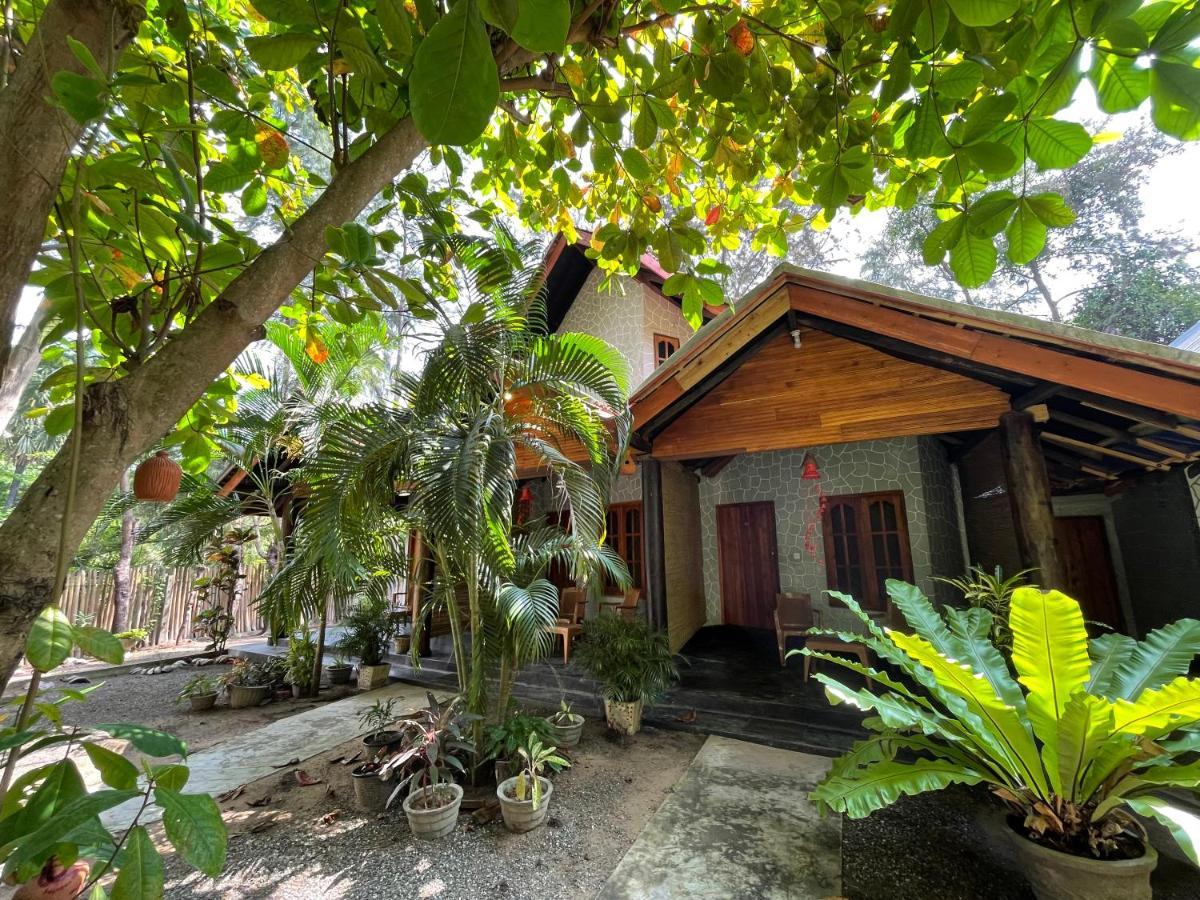 New Roy Guest House Kalkudah  Dış mekan fotoğraf
